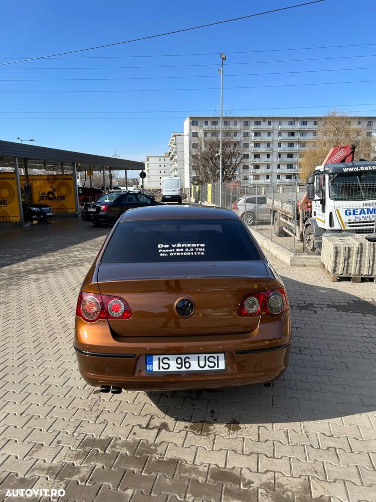 Volkswagen Passat 2.0 TDI Trendline DPF - 4