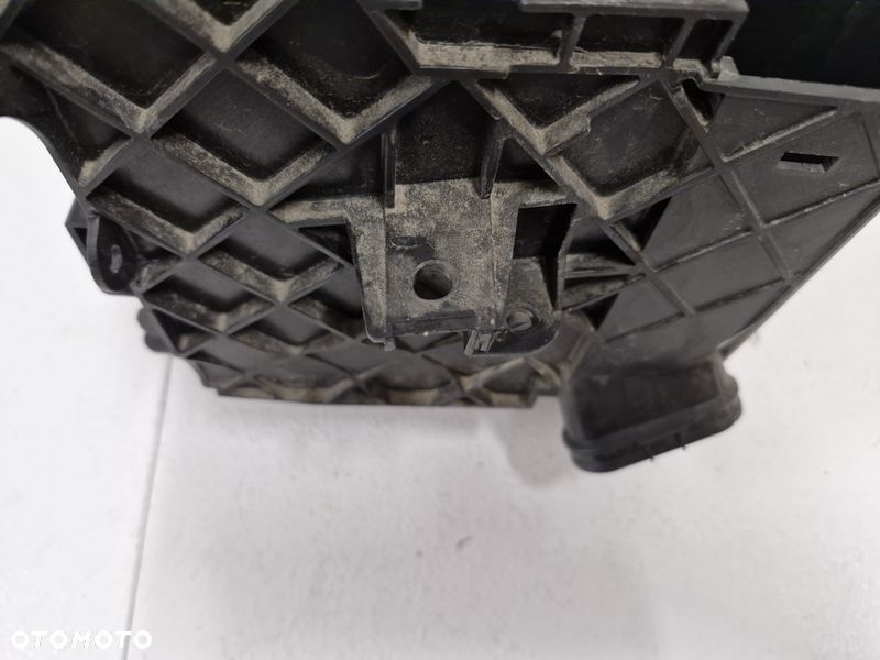 RENAULT TRAFIC III 3 TALENTO II 2 PODSTAWA OBUDOWA AKUMULATORA 244460003R - 7