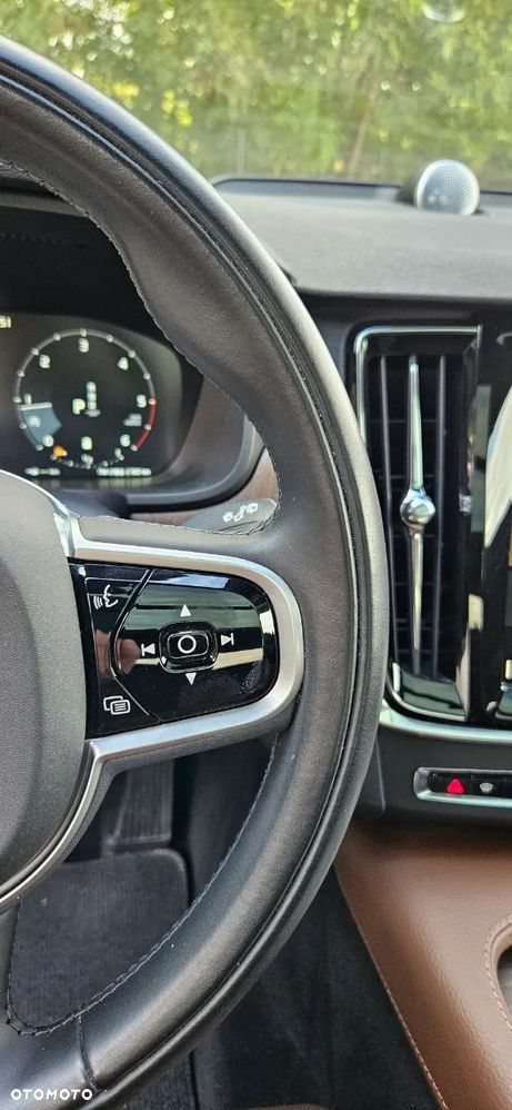 Volvo V90 Cross Country B4 D AWD Pro - 16