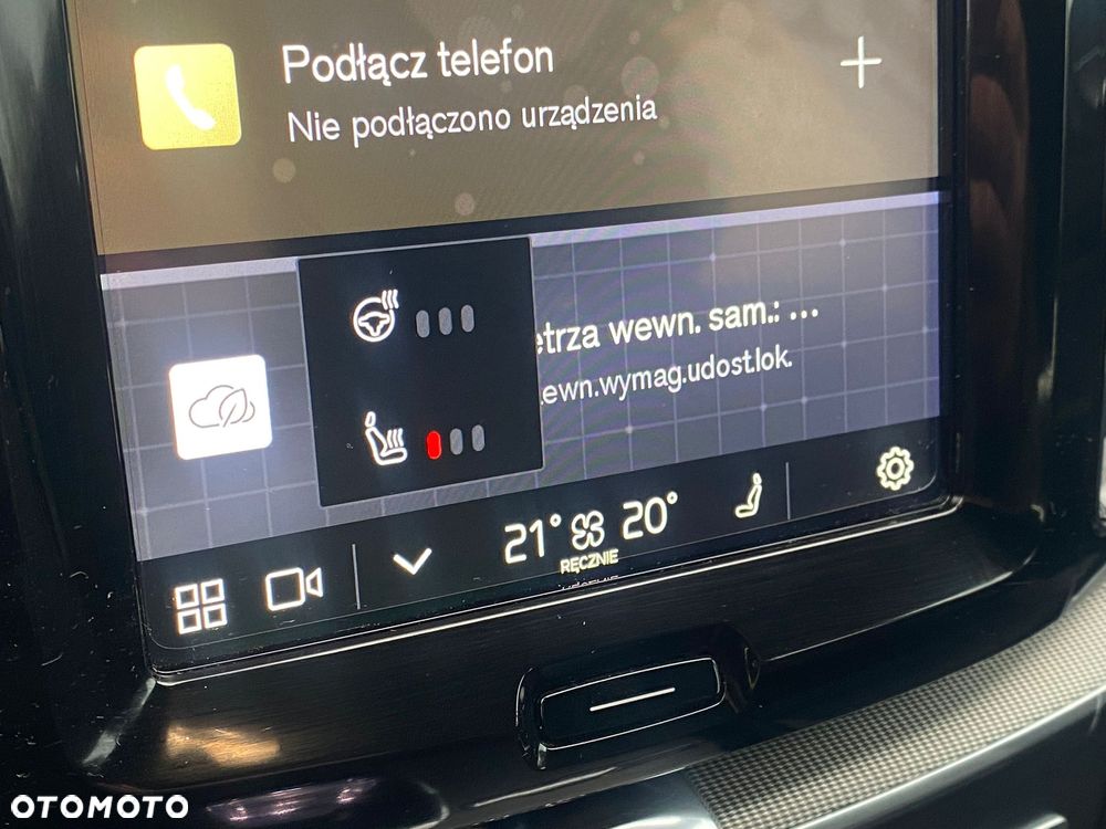 Volvo XC 60 B4 D AWD Plus Dark - 20