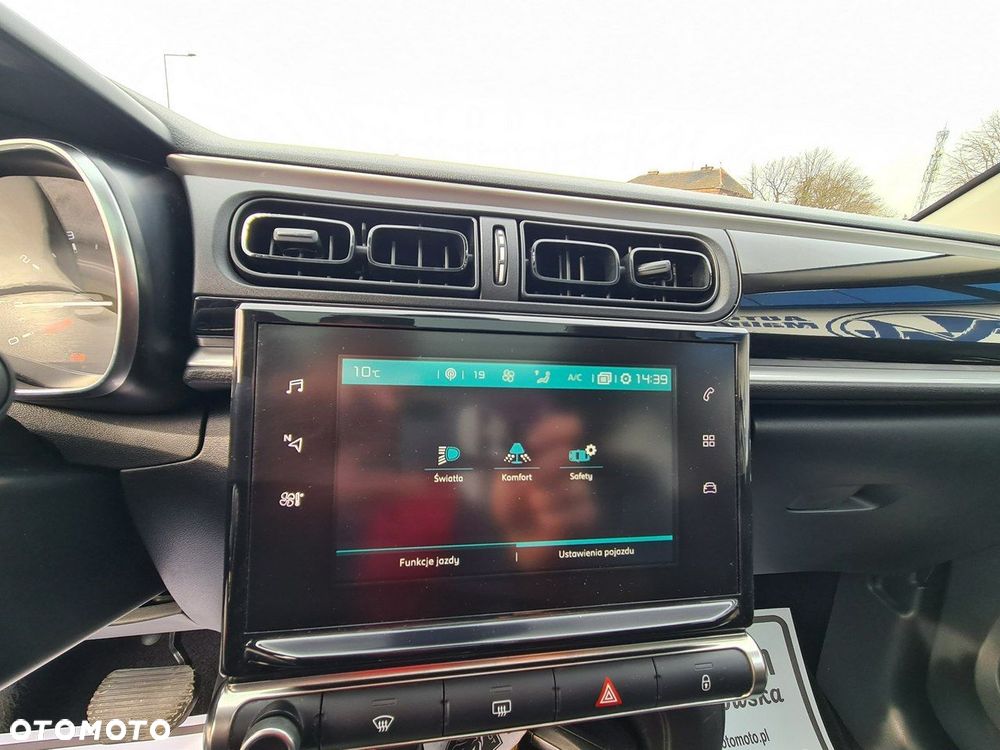 Citroën C3 1.2 PureTech Shine EAT6 - 19