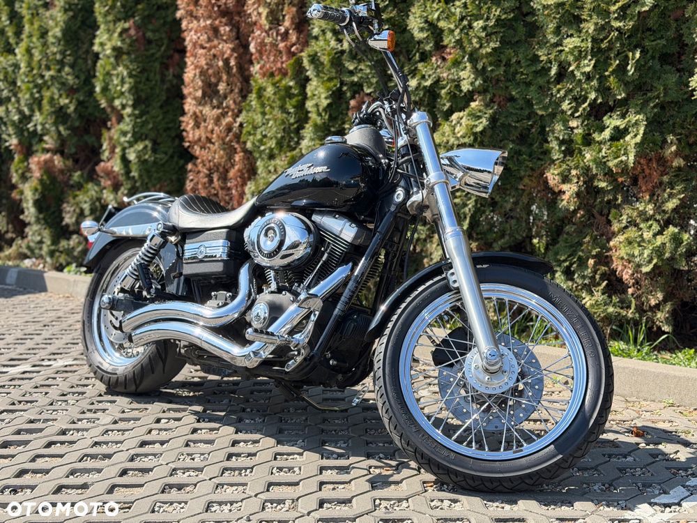 Harley-Davidson Dyna Street Bob - 2