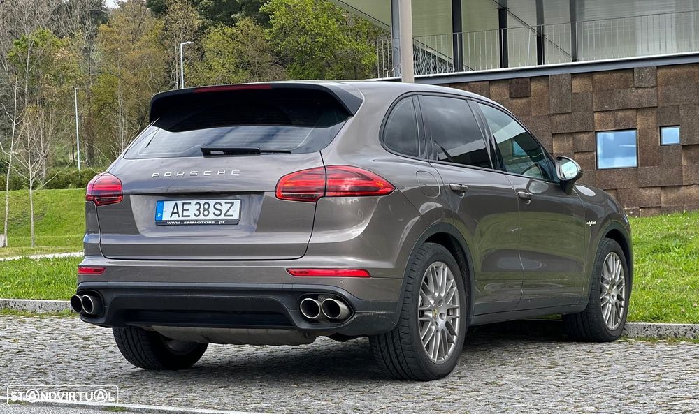 Porsche Cayenne S E-Hybrid Platinum Edition - 6