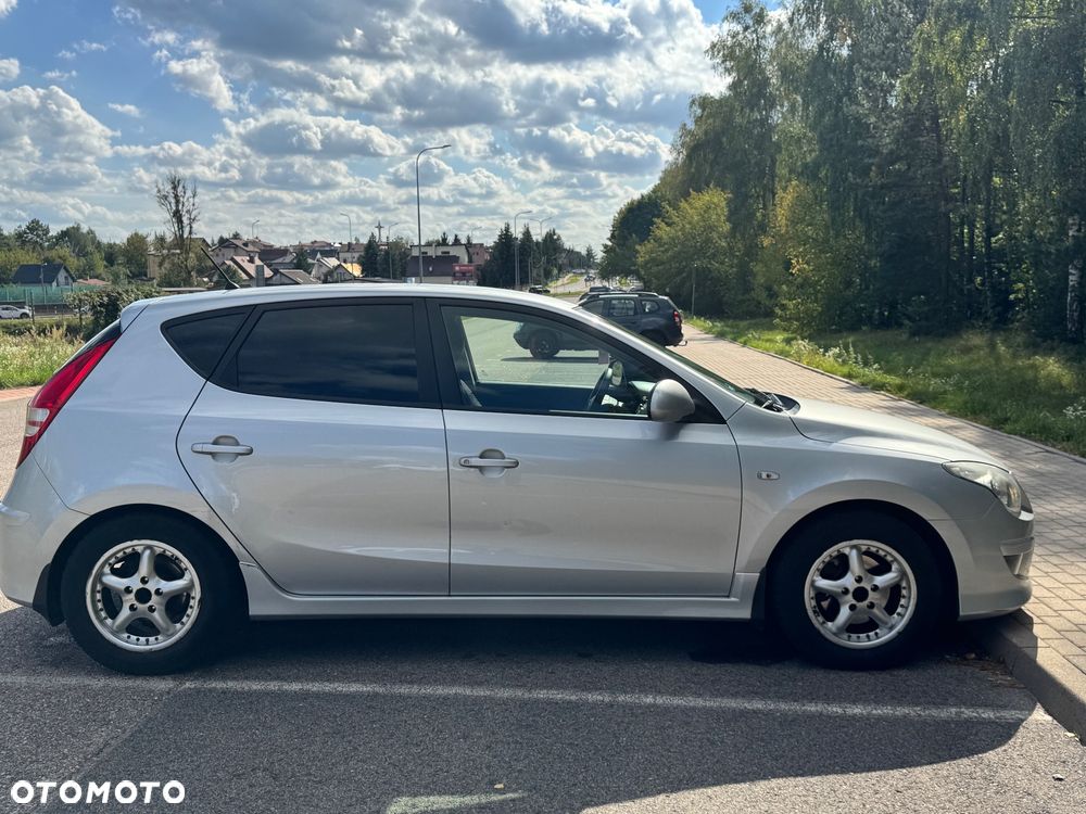Hyundai i30 1.4 Classic + - 3