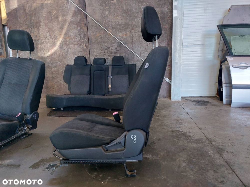 FOTELE KOMPLET LEWY PRAWY KANAPA TYŁ MITSUBISHI LANCER VIII - 10