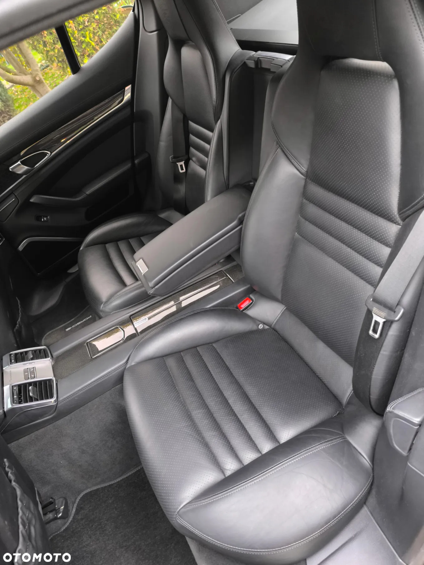 Porsche Panamera Turbo S PDK - 19