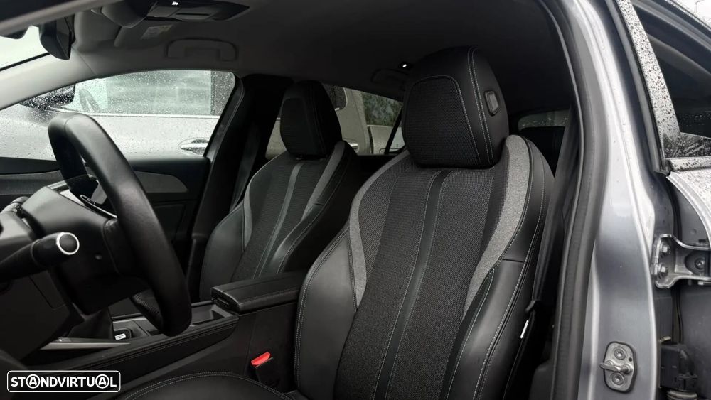 Peugeot 308 1.2 PureTech Allure - 12