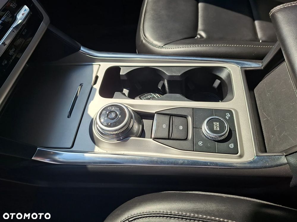 Ford Explorer - 11