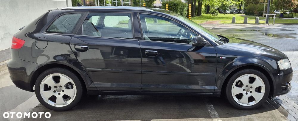 Audi A3 Sportback - 13