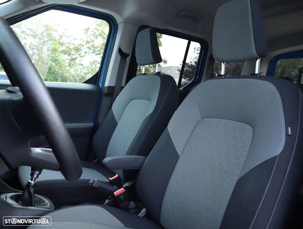 Ford Tourneo Courier 1.0 EcoBoost Titanium - 27