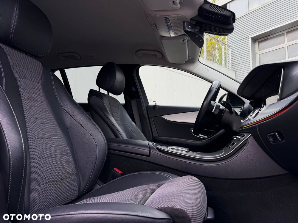 Mercedes-Benz Klasa E 220 d 4-Matic AMG/Avantgarde - 9