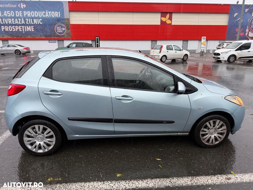 Mazda 2 - 4