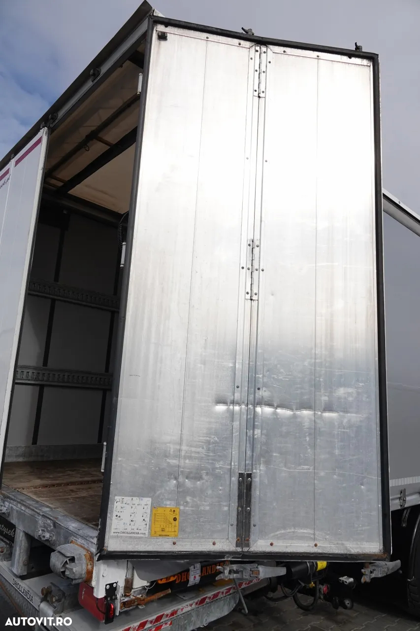 Volvo FH 420 / 4x2 / SOLÓWKA / PERDEA 9,10 M / AER CONDIȚIONAT PARCARE / LIFT DHOLLANDIA 2000KG / CONTRACTUL DE SERVICE POSTĂ - 13