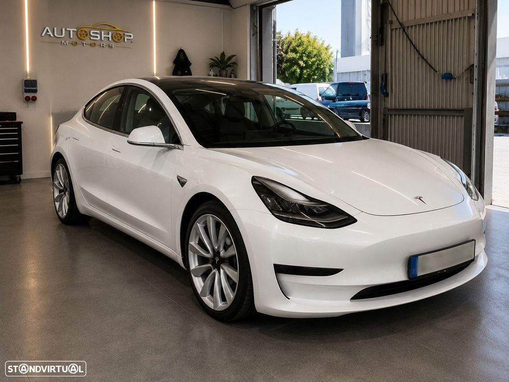 Tesla Model 3 Standard Range Plus RWD - 4