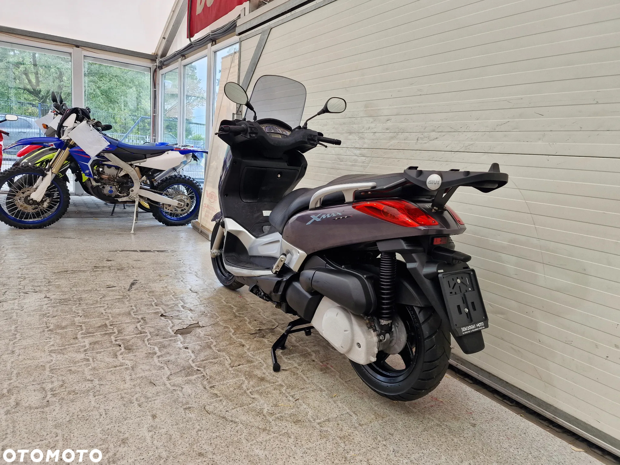 Yamaha X-max - 6