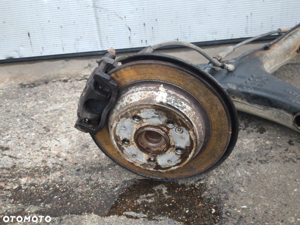 Wahacz tył prawy Mercedes Vito w639 Lift a6393522504 zacisk piasta - 5