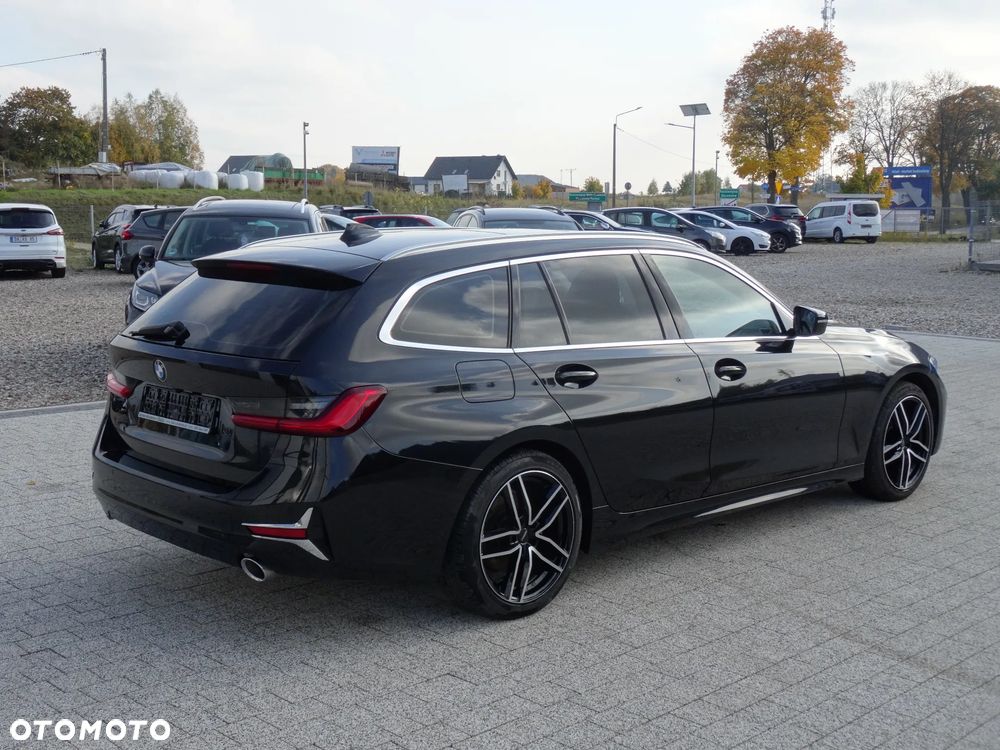 BMW Seria 3 320d M Sport Shadow sport - 10
