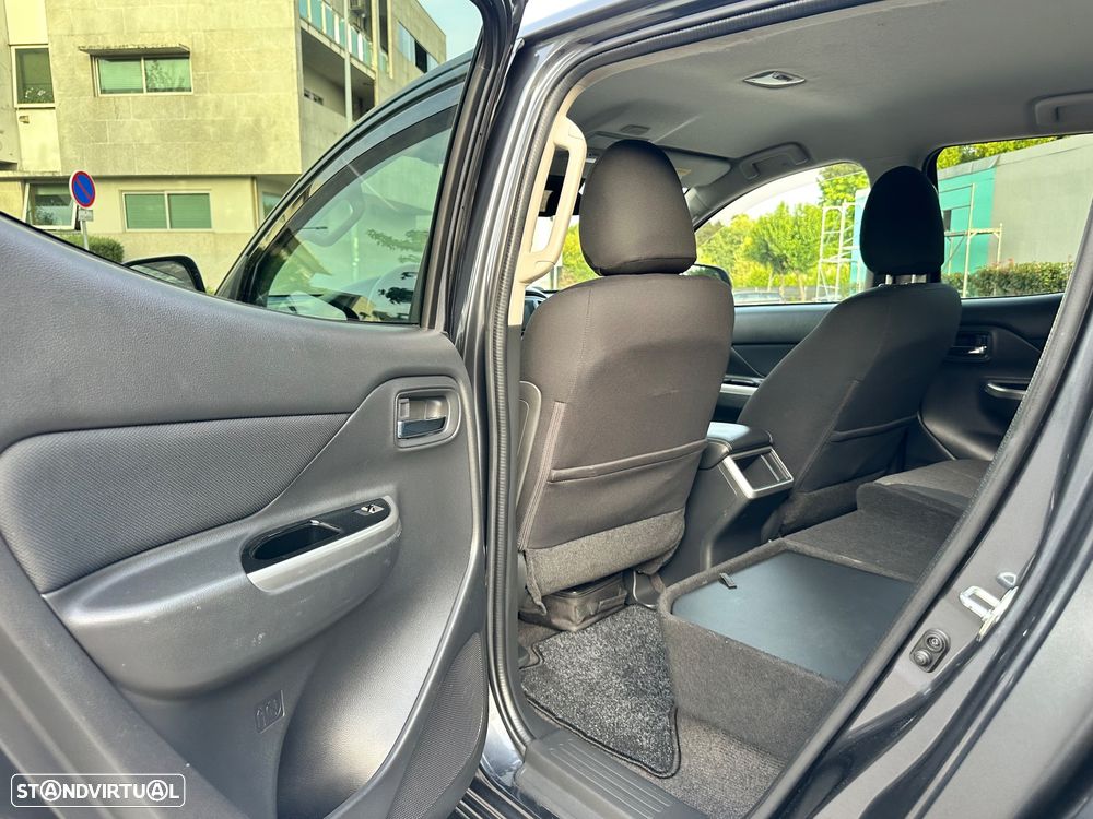Mitsubishi L200 - 32