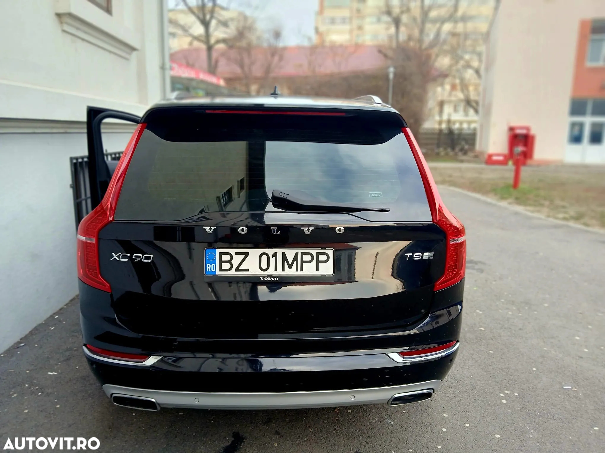 Volvo XC 90 T8 AWD Twin Engine Geartronic Inscription - 6