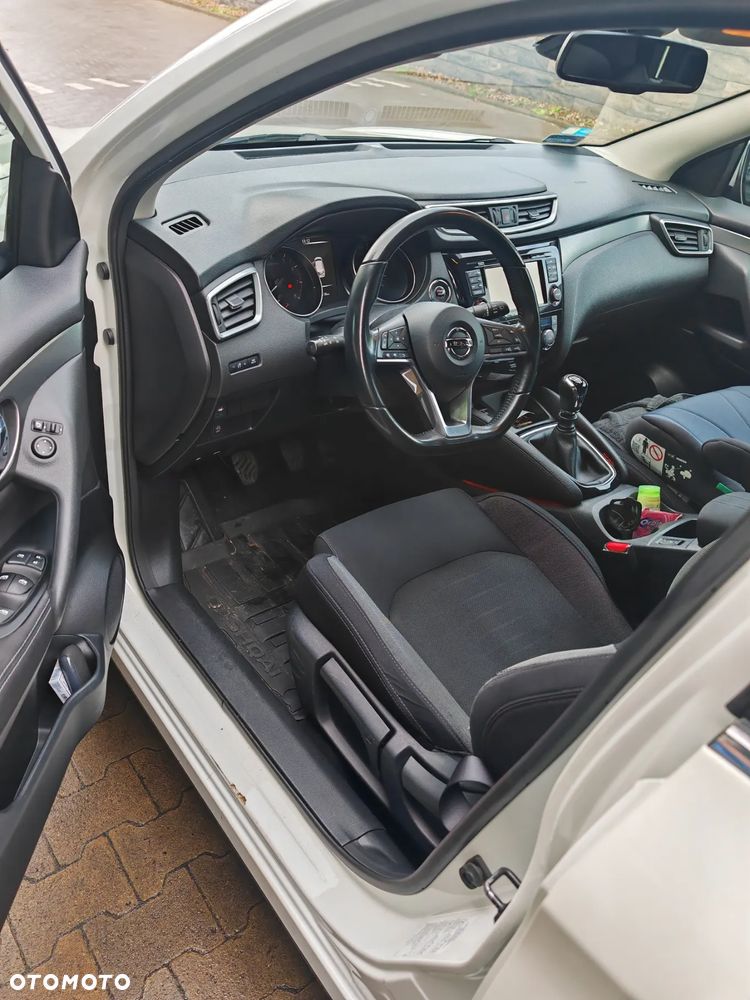Nissan Qashqai 1.6 DIG-T Tekna - 12
