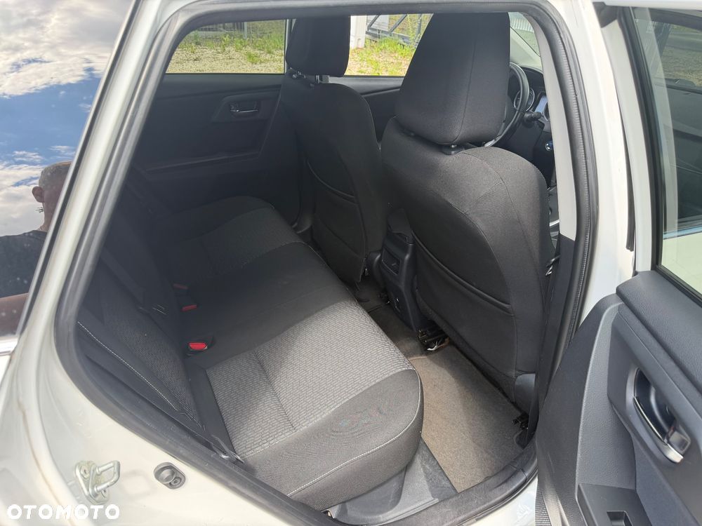 Toyota Auris Hybrid 135 Premium - 8