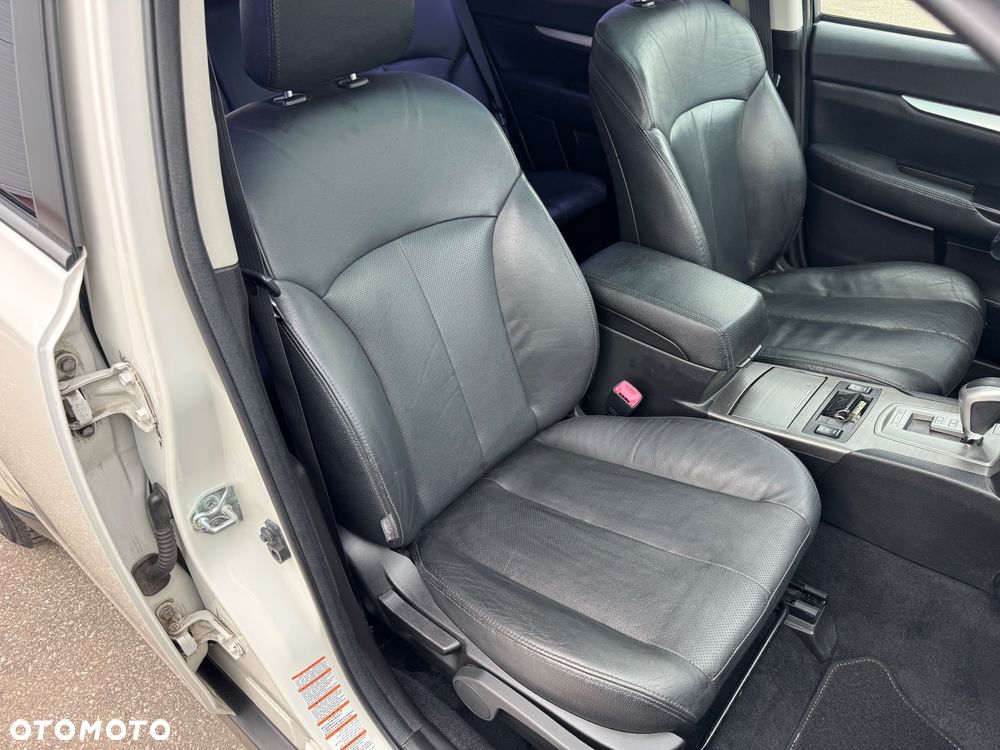 Subaru Outback 2.5i Comfort Navi AT - 23