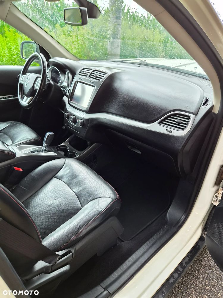 Dodge Journey - 24