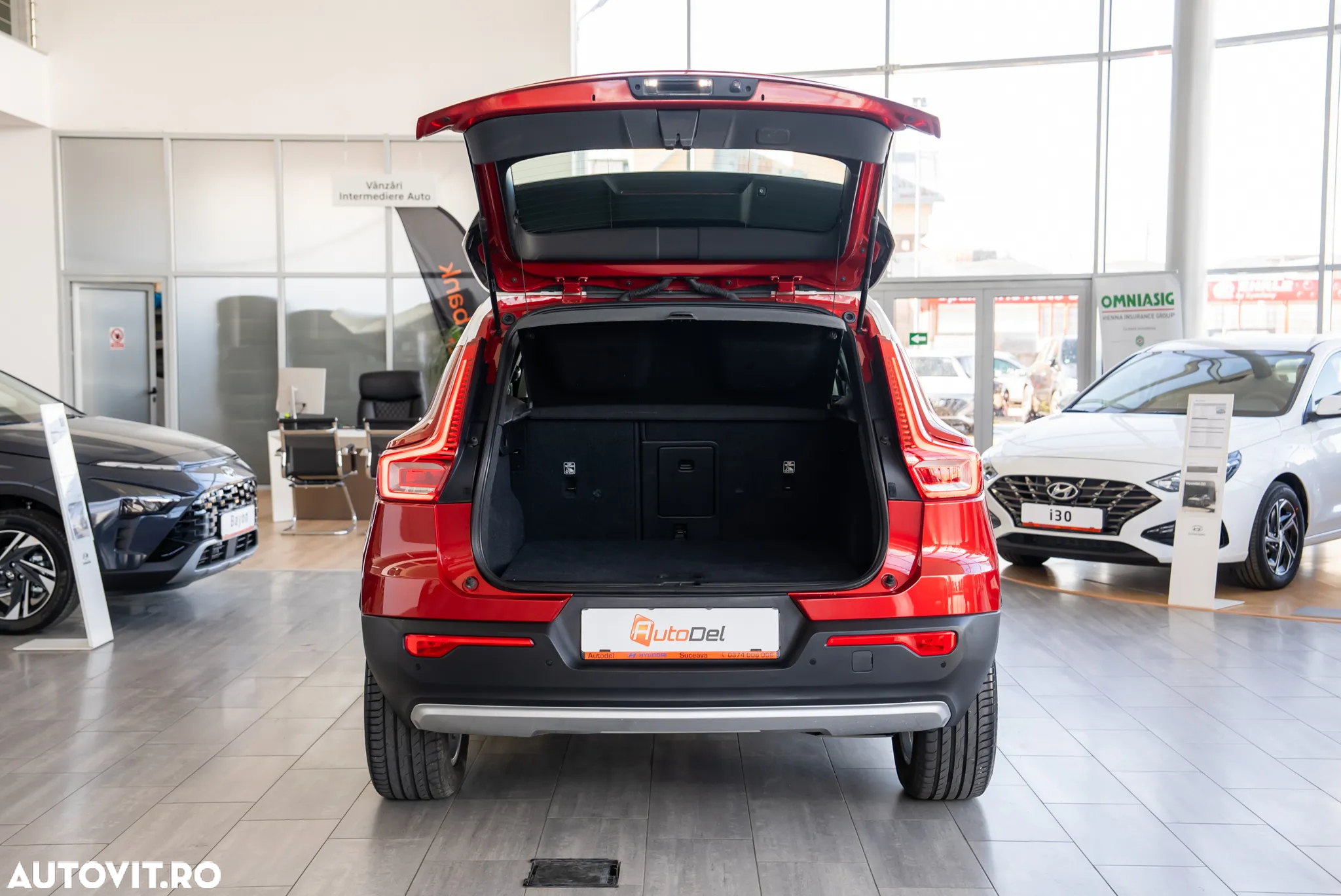 Volvo XC 40 D4 AWD Geartronic Momentum - 13