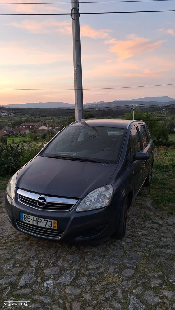 Opel Zafira 1.7 CDTI Cosmo - 4