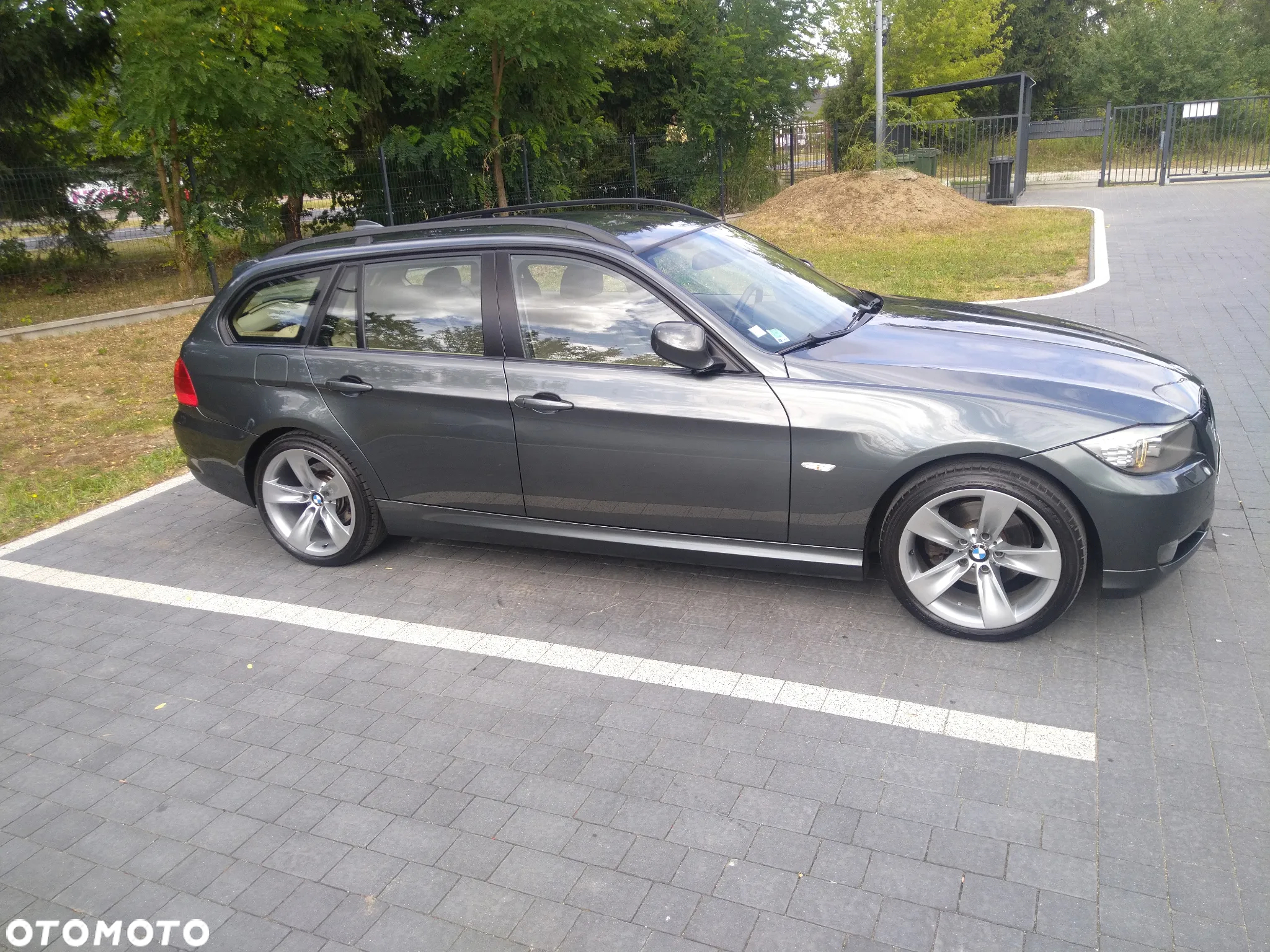 BMW Seria 3 318d DPF Touring - 39