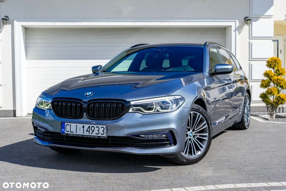 BMW Seria 5 520d M Sport Edition - 10
