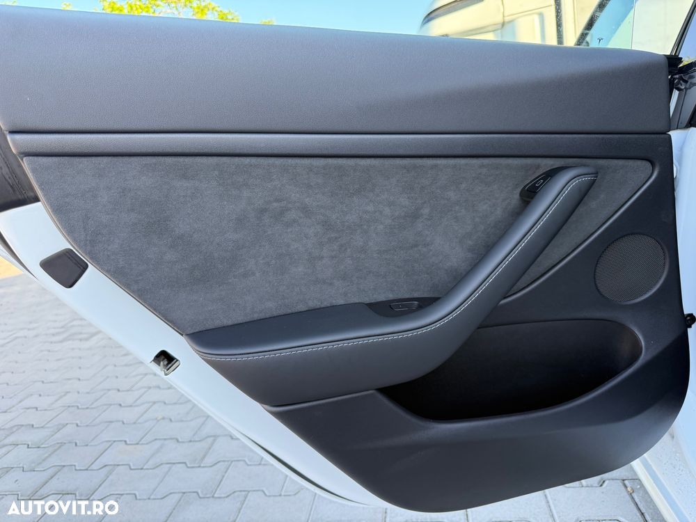 Tesla Model 3 Standard Reichweite Plus Hinterradantrieb - 15