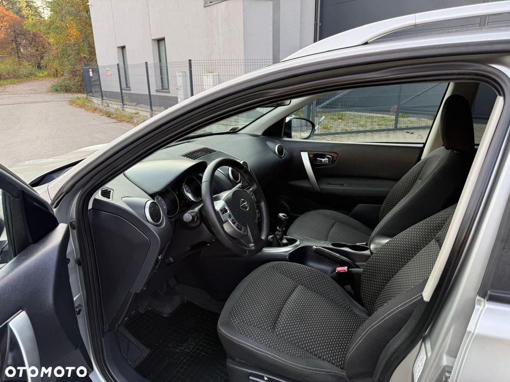 Nissan Qashqai+2 2.0 Acenta - 21