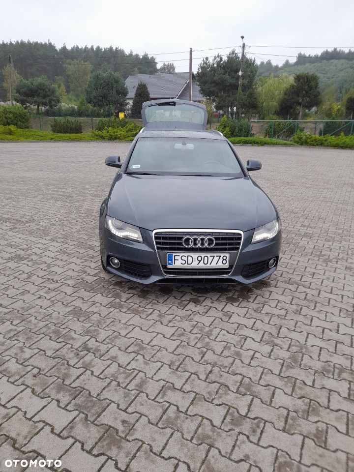 Audi A4 Avant - 1