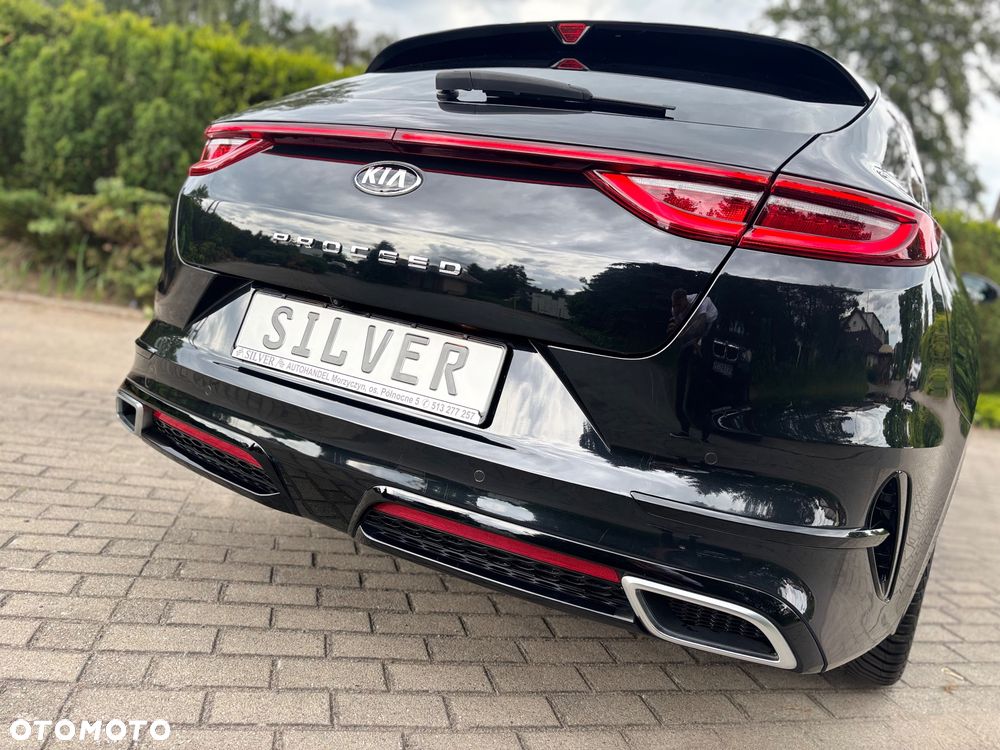 Kia ProCeed 1.4 T-GDI OPF GT LINE - 28