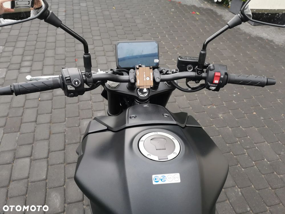 Honda Hornet - 8