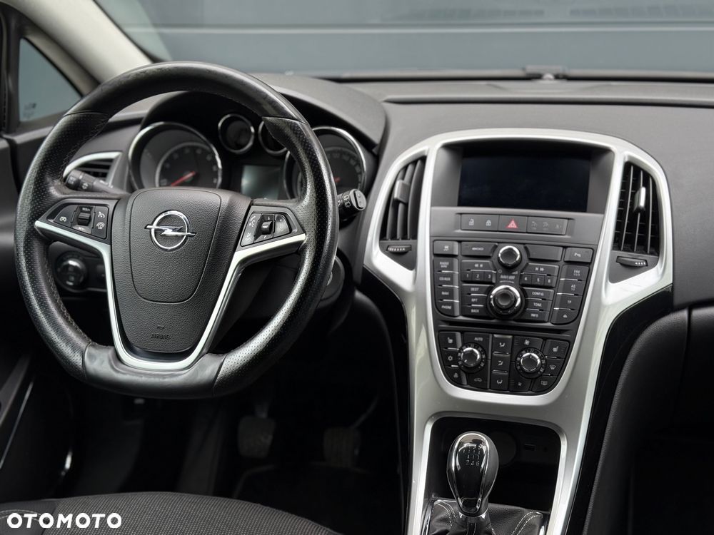 Opel Astra - 9