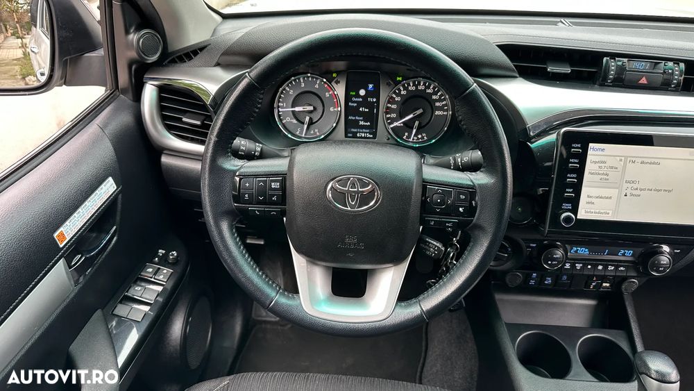 Toyota Hilux 2.8D 204CP 4x4 Double Cab AT Executive - 17