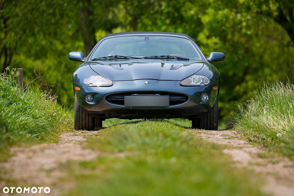Jaguar XK8 - 15