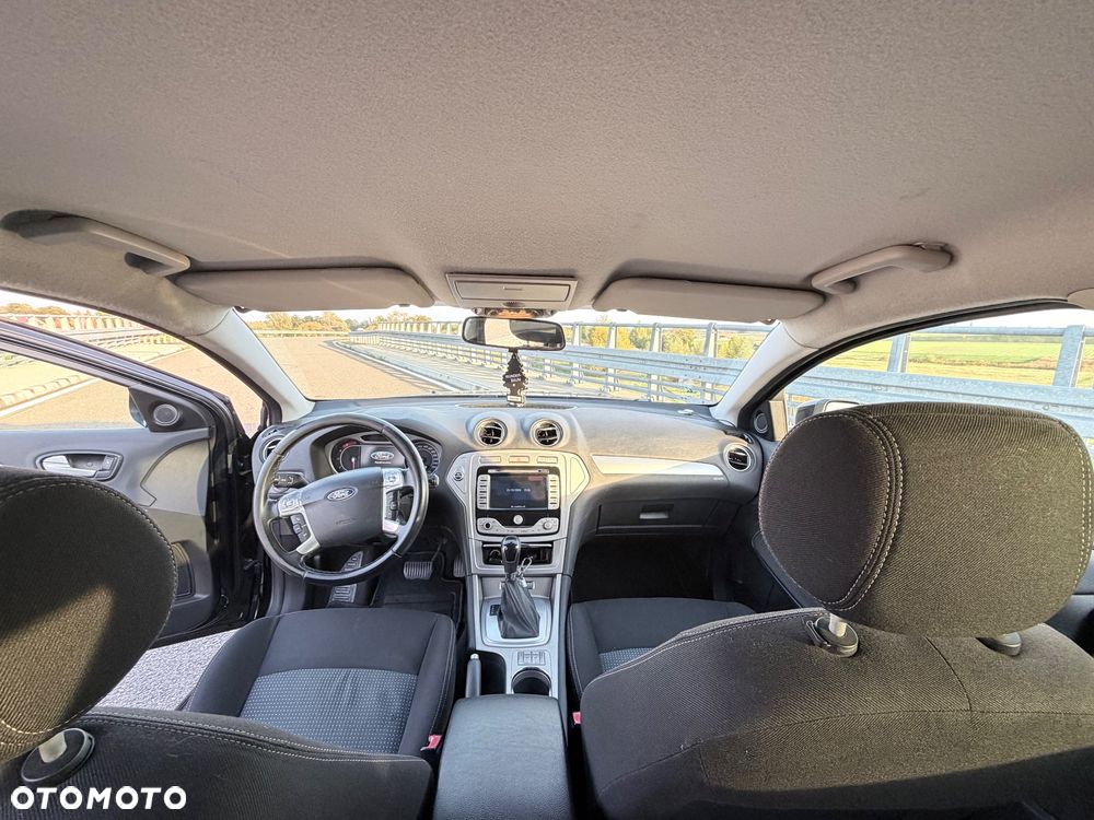 Ford Mondeo 2.0 TDCi Business Edition - 13