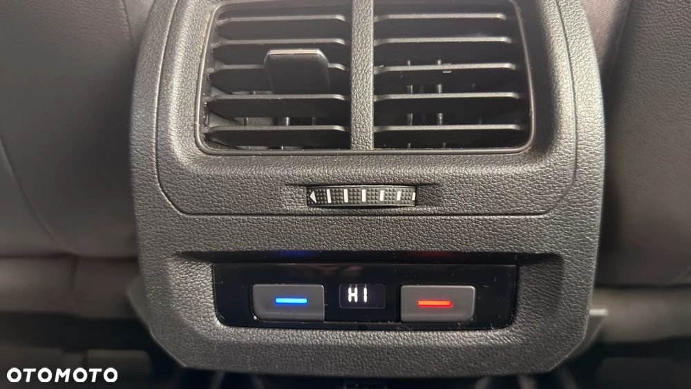 Volkswagen Touran 1.4 TSI BMT Highline DSG - 14