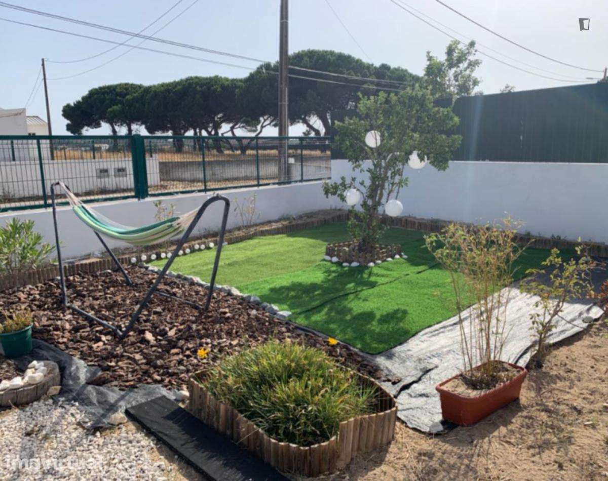 Quarto - localizado em Setubal - Grande imagem: 2/10