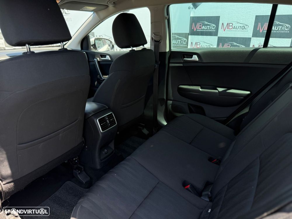 Kia Sportage 1.6 GDI ISG Nav Line - 41