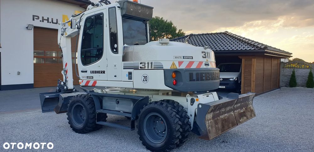 Liebherr 311 rok 2007 łyżka skarpowa hydr. + do kopania 2xpług klima oryginał - 4