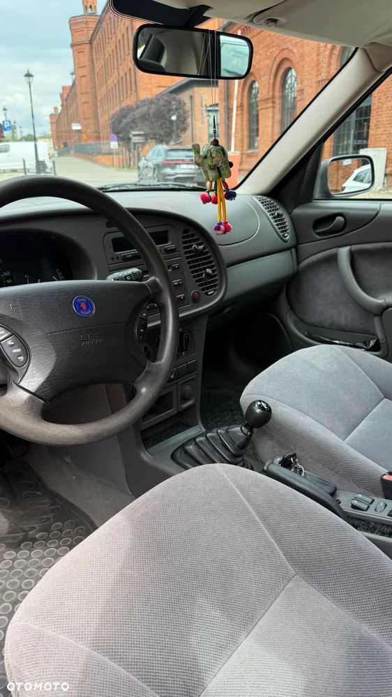 Saab 9-3 S 2.0i - 10