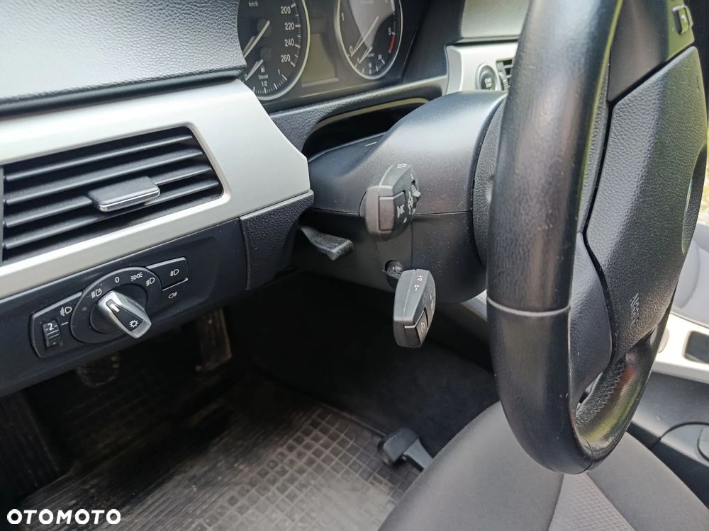 BMW Seria 3 318d DPF - 5