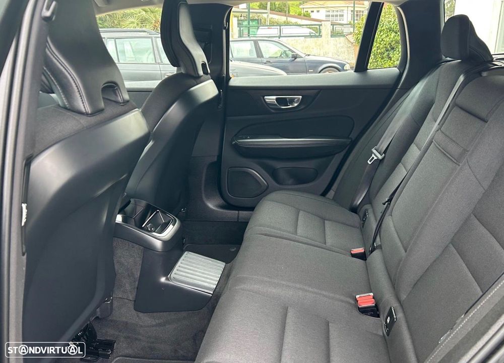 Volvo V60 2.0 T6 AWD TE Inscription Expression - 23
