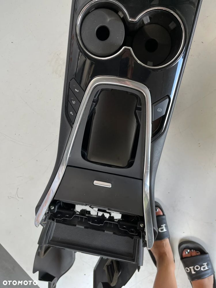 PODŁOKIETNIK TUNEL ŚRODKOWY FORD GALAXY MK4 - 3