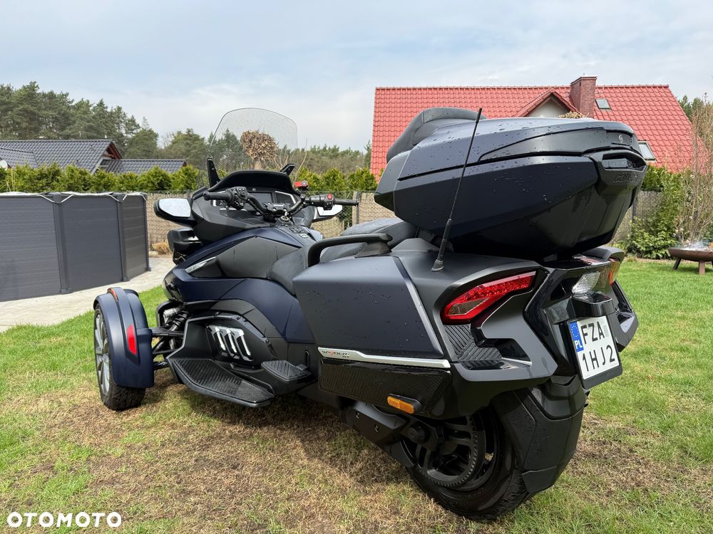 Can-Am Spyder - 7