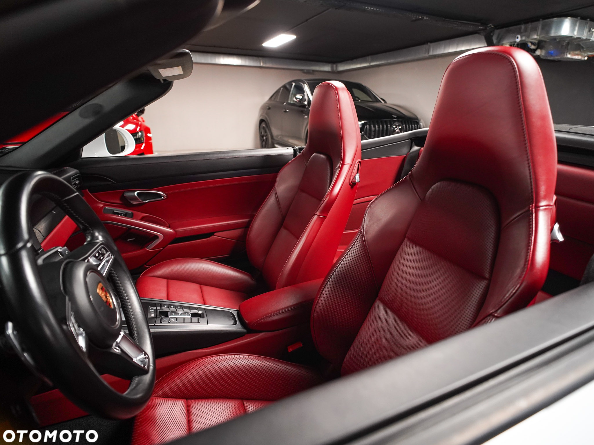 Porsche 911 Carrera 4 GTS PDK Cabrio - 36